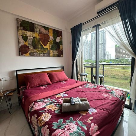 Stay N Cozy Apartemen Sky House Bsd By Sm Room Samporo Buitenkant foto